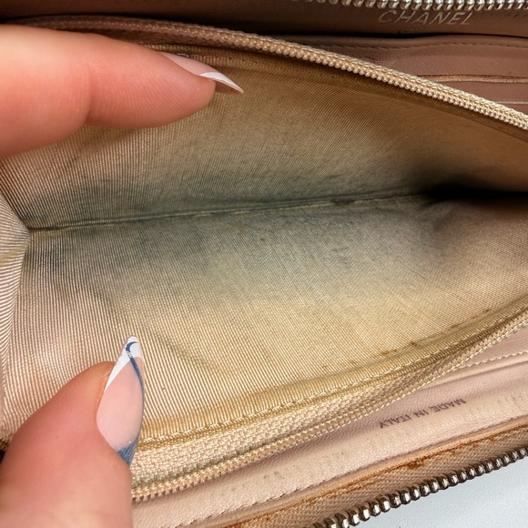 Chanel Pink Taupe Quilted Zip Around Wallet Lambskin COA Authenticated & Dusty - Picture 13 of 13